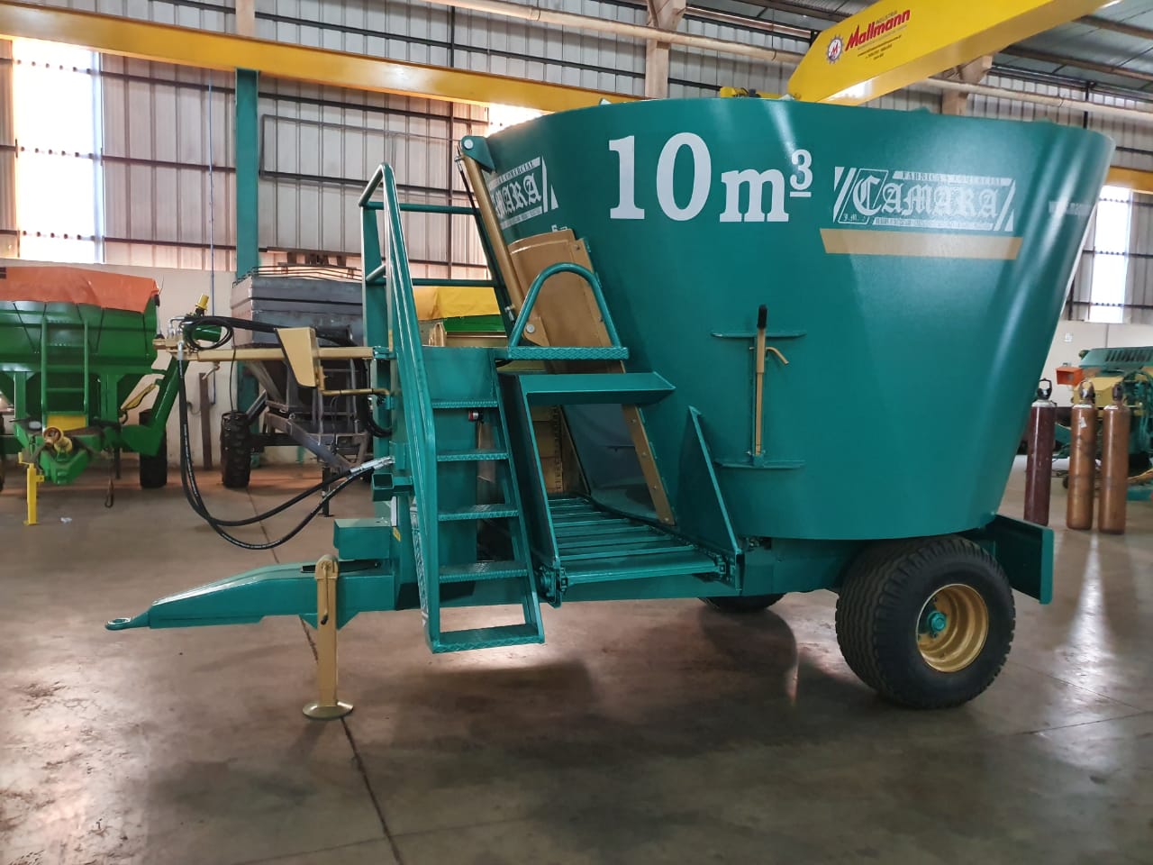 Photo of Vagão Misturador de Ração 10m³ — 2